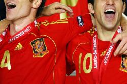 开云体育官方网站-欧洲杯精彩瞬间展现，球员壮举感叹世界之巅