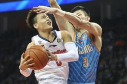 开云在线直播-关于新疆队翻盘青岛队，范弗利特点燃赛场的信息