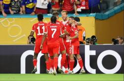 开云体育中国官网-拜仁遭逢困难，再次败北受挫