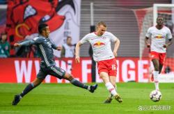 开云体育APP下载-关于莱比锡红牛队在主场比赛中实现逆转的信息