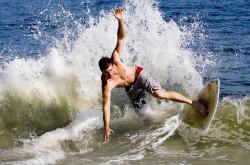 开云在线直播-冰与火之歌，深圳铁壁制霸天山，字母哥用实力撕裂质疑