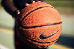 开云下载-贝林厄姆一剑封喉，德国险胜伊朗背后的战术博弈与未来启示