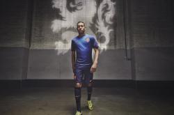 开云体育入口-红牛二队鏖战法拉利，诺里斯高光表现，一场定义赛季的战役