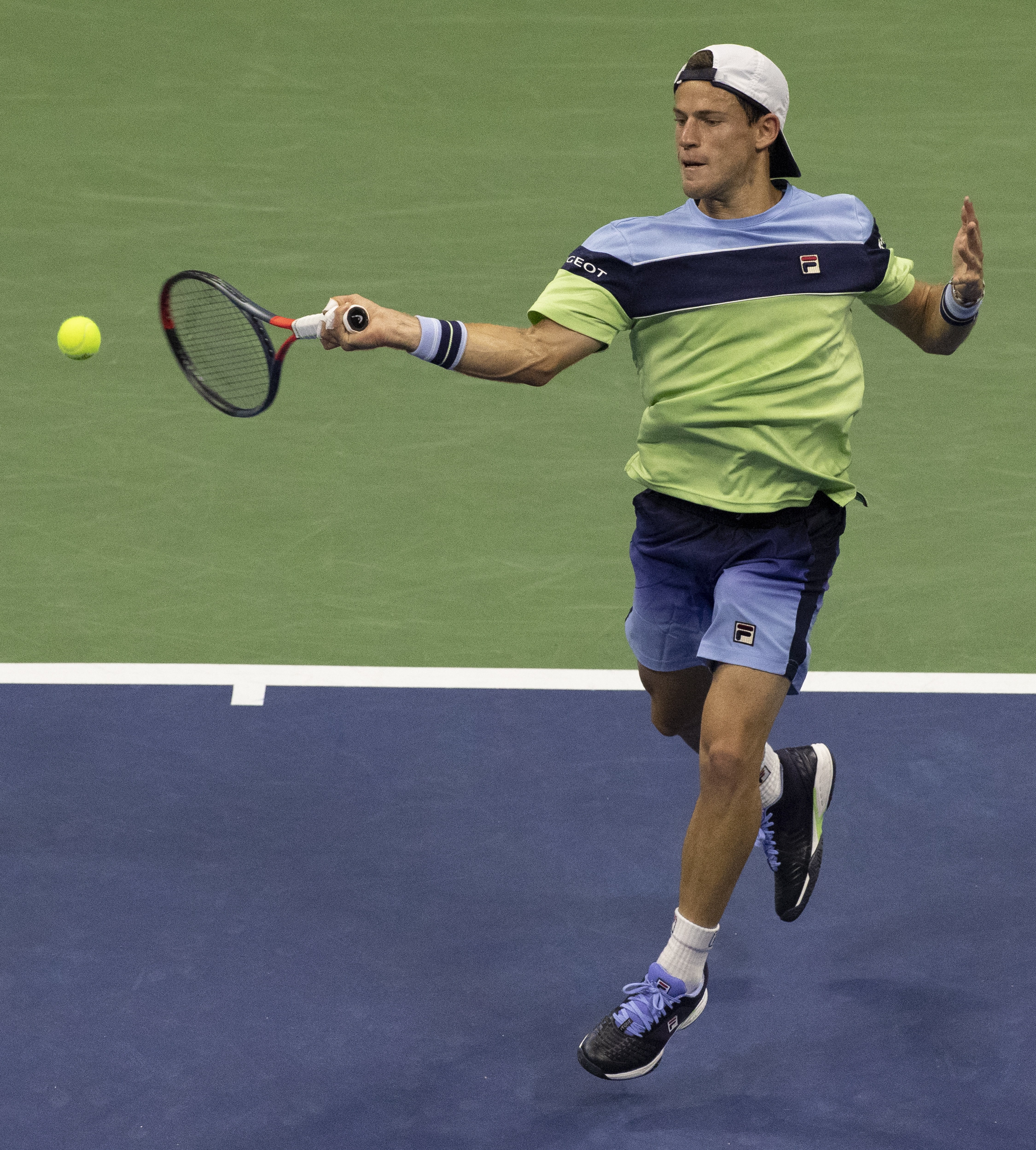 关于西班牙网球队轻取美国网球队,纳达尔打破历史纪录的信息 关于西班牙网球队轻取美国网球队,纳达尔打破历史纪录的信息