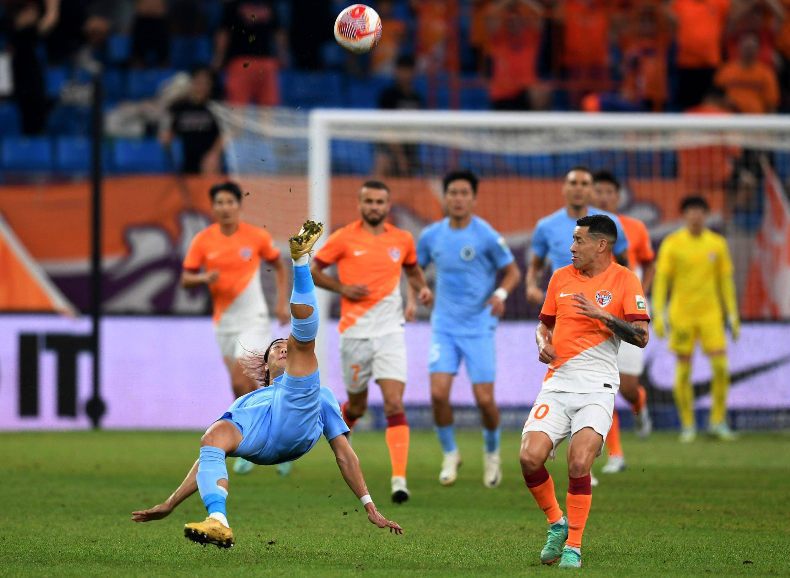 中超球队迎来一场激动人心的比赛,胜者将引领榜首的简单介绍 中超球队迎来一场激动人心的比赛,胜者将引领榜首的简单介绍