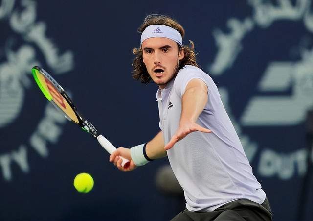 英国网球队翻盘澳大利亚网球队，西西帕斯统治全场的简单介绍