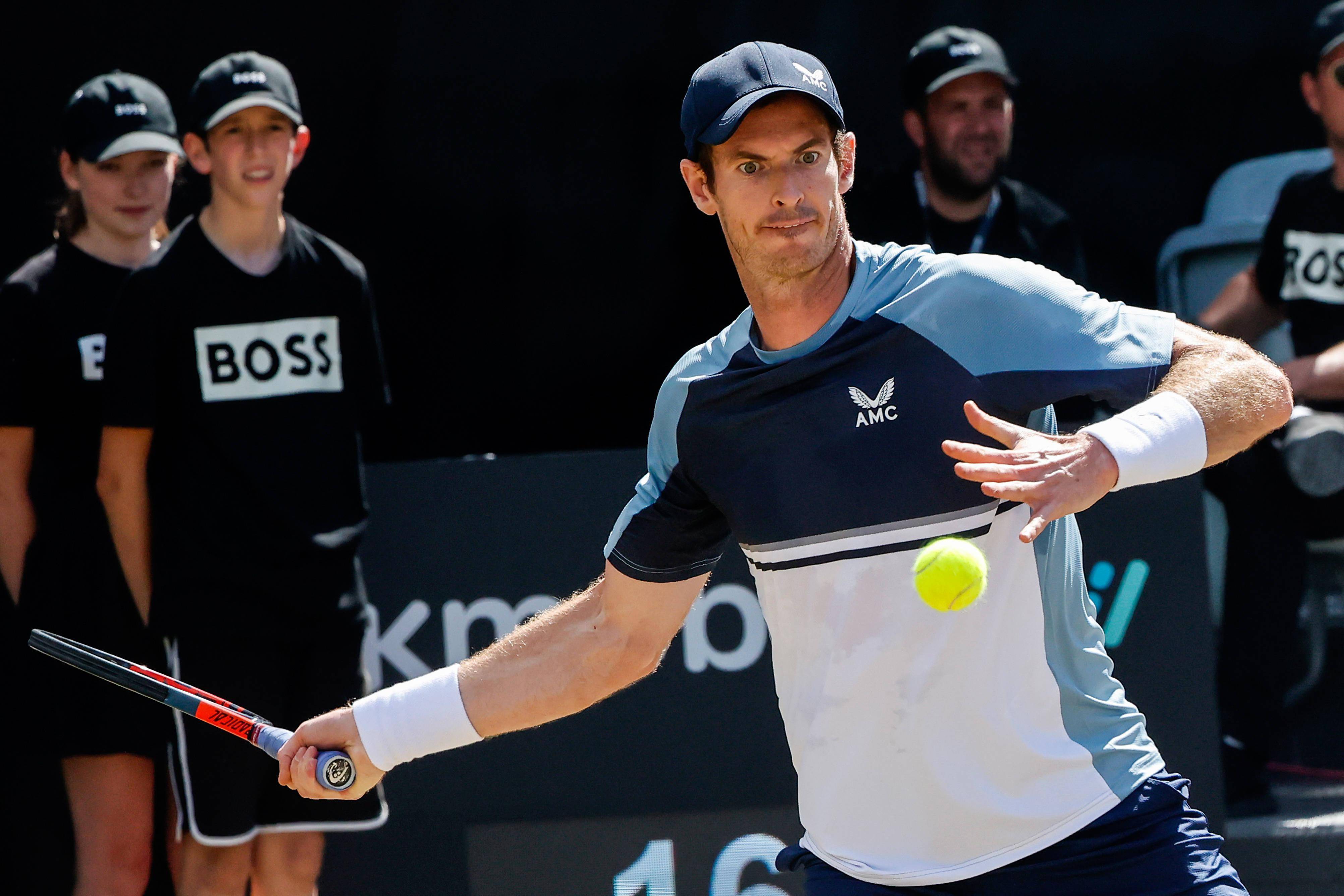 西班牙网球队完胜意大利网球队,穆雷送出助攻 西班牙网球队完胜意大利网球队,穆雷送出助攻