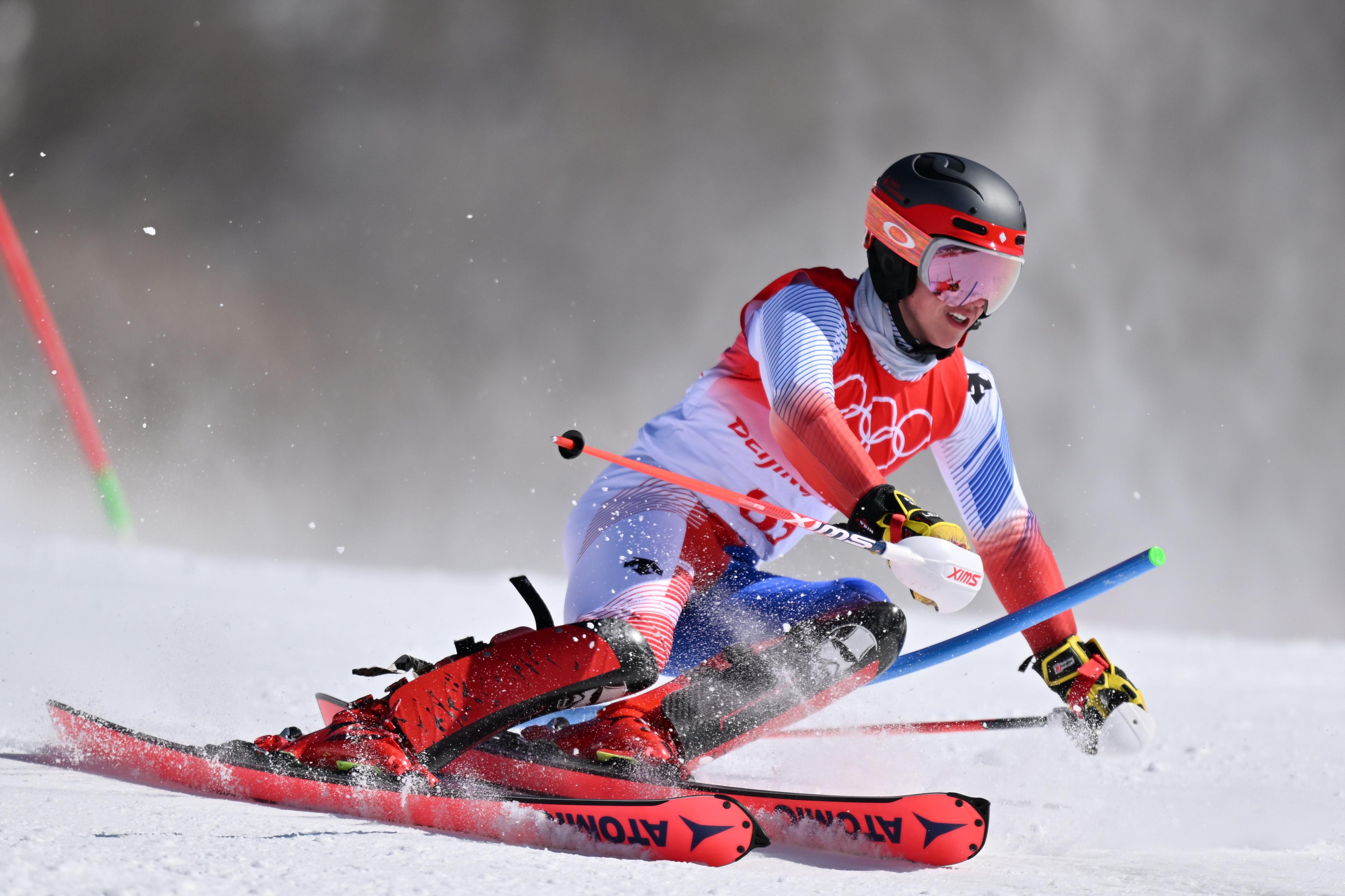 挪威运动员勇夺高山滑雪比赛 挪威运动员勇夺高山滑雪比赛