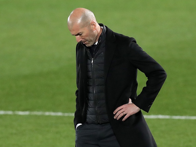 乌克兰客场逼平瑞典，稳坐小组榜首的简单介绍