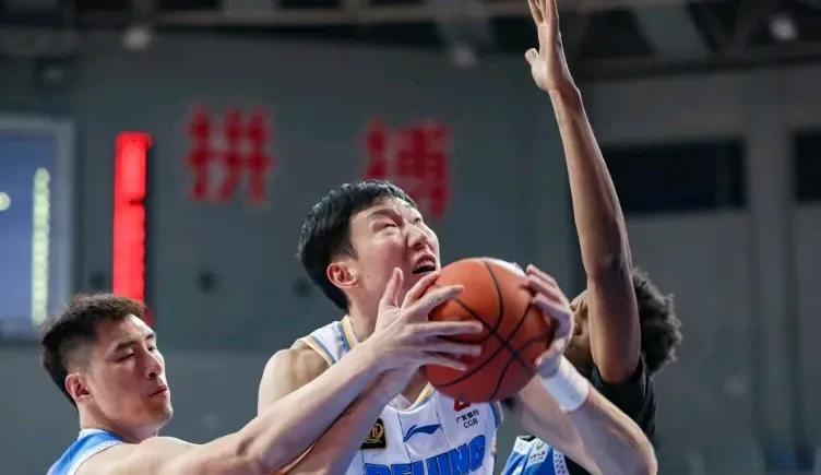 福建队大胜取得连胜，展现实力