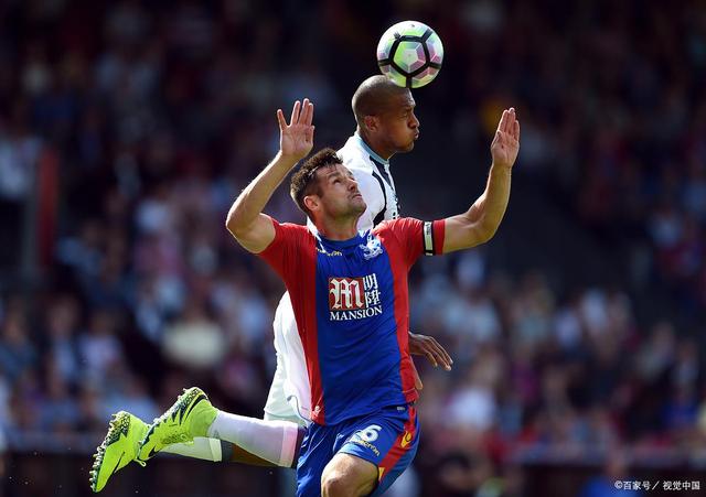 包含华沙客场逼平水晶宫，保持不败纪录的词条