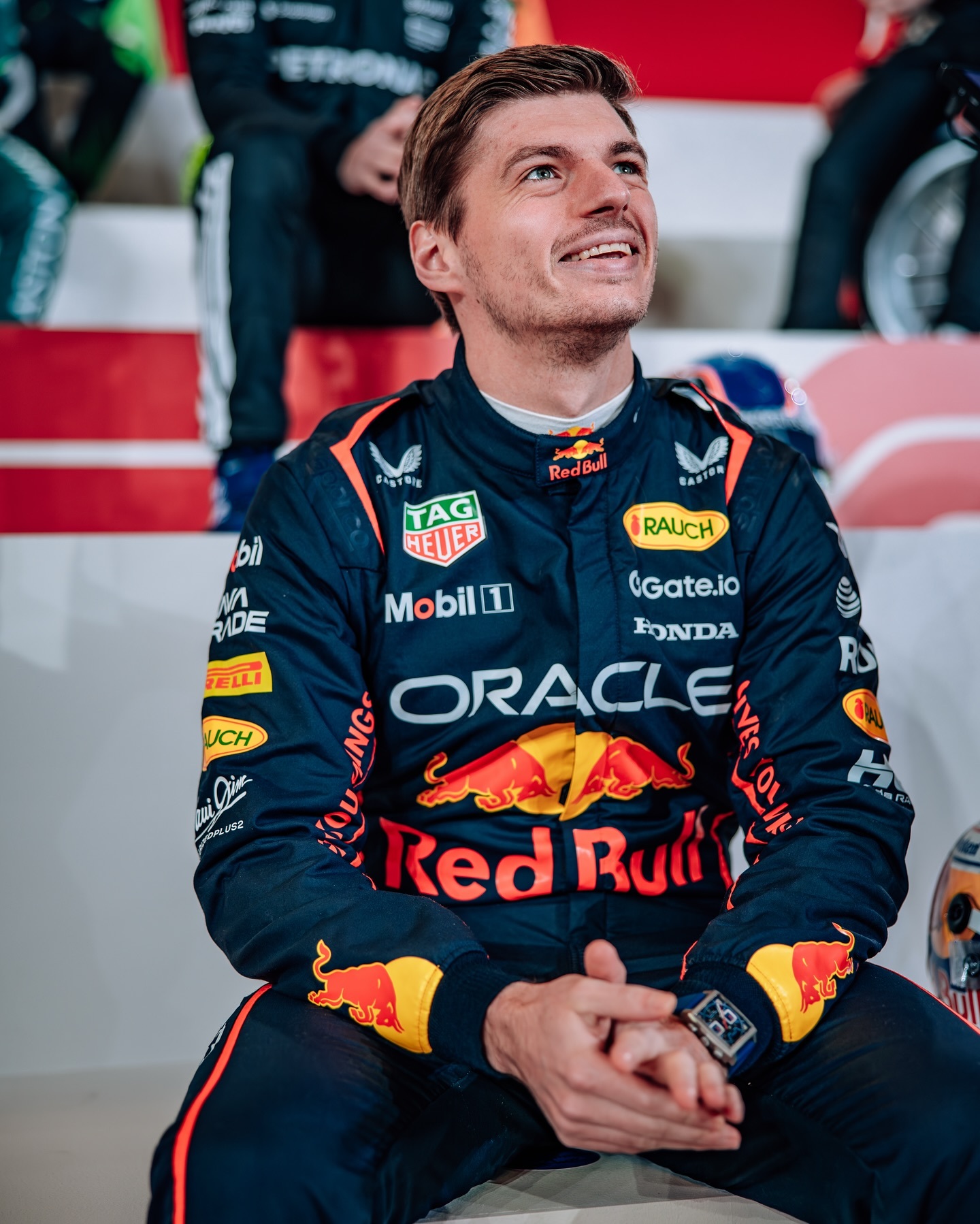 关于梅赛德斯横扫索伯车队，汉密尔顿关键制胜的信息