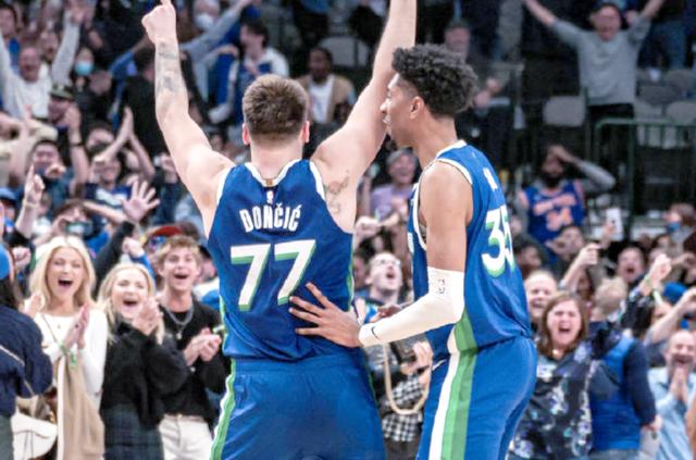 尼克斯逆转猛龙,东契奇带队取胜 尼克斯逆转猛龙,东契奇带队取胜