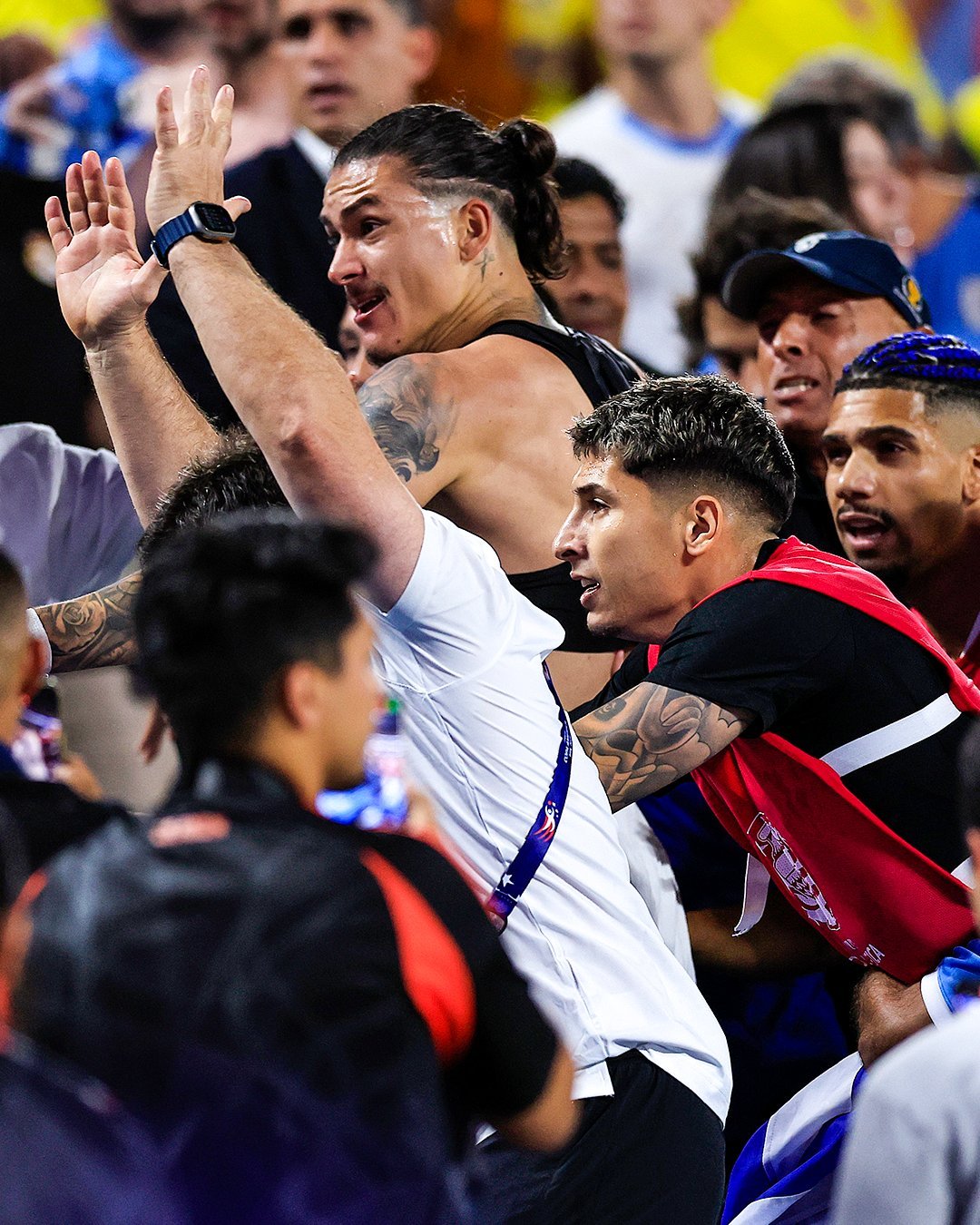 哥伦比亚球队胜出,意气风发 哥伦比亚球队胜出,意气风发