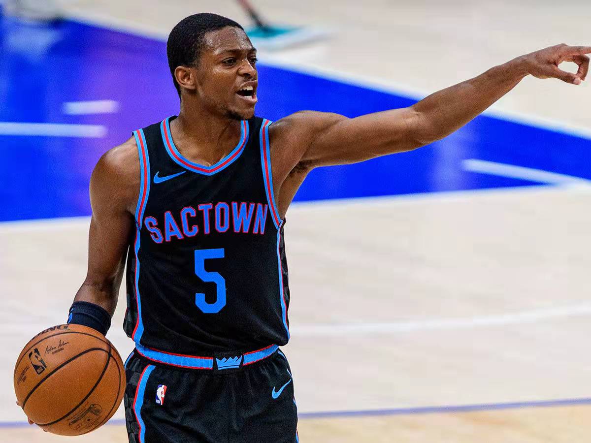 爵士逆转骑士，福克斯刷新纪录