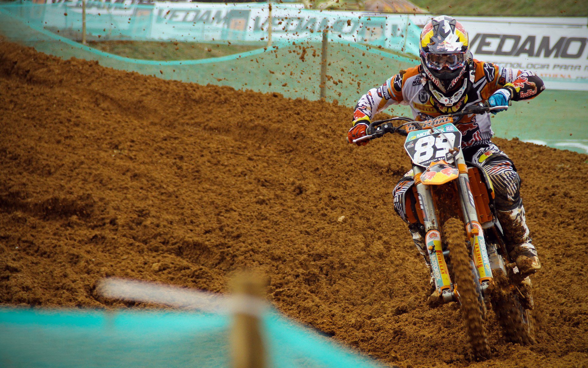 冷门与传奇,洪都拉斯狂胜比利时,姆巴佩如何成为关键先生